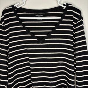 LANE BRYANT NEW Striped V-Neck Tee Womens 14/16 Black White Stretch